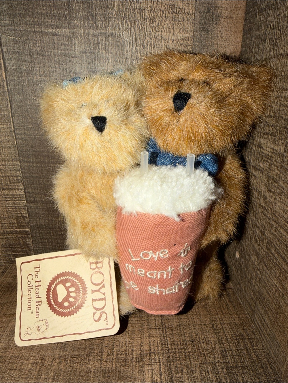 VINTAGE BOYD’S BEARS -Bear Love